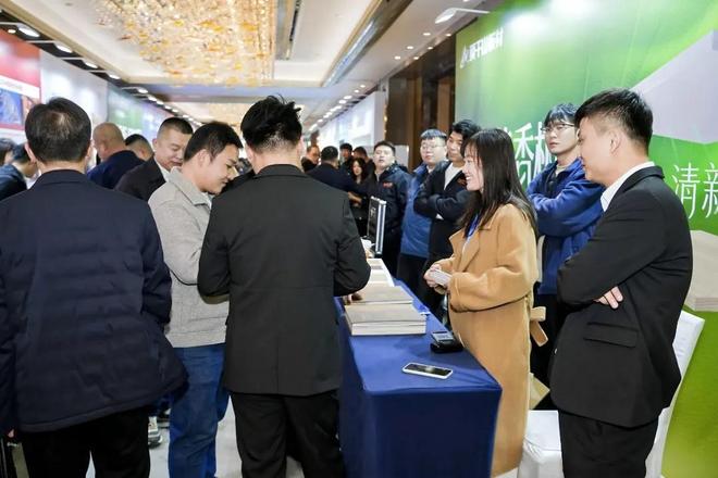 ��Զװ��2016���ӭ�����__��ϯ2017��ծȯ���