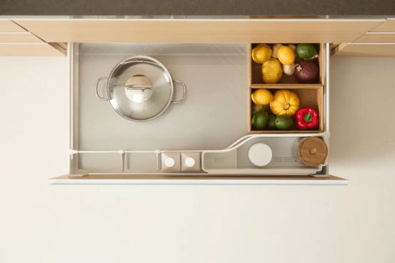 _����100Ʒ�ʼҾ���_��˹��ķ������ĸ����ҵ�