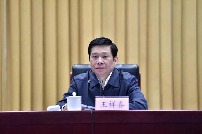 �򻢣�����ίԱ�����챻�飬��������������������Ա����__�򻢣�����ίԱ�����챻�飬��������������������Ա����