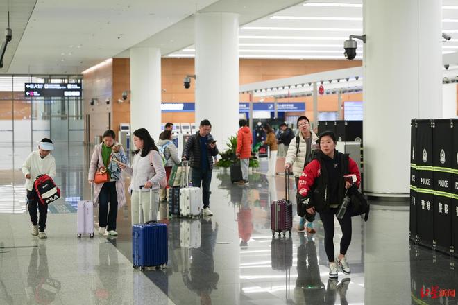 ����͢���չ�˾__����͢פ�ɶ������¹�