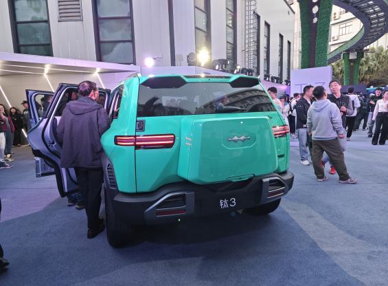 �������18���´�������620km ���̱���3��15.38��Ԫ��