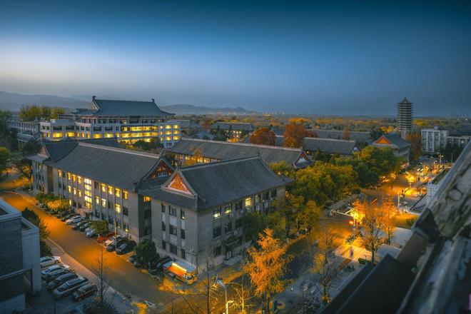 _������Խ��Խ��_�����е��Ѷ��ж��