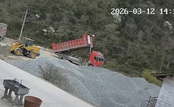 _����������ѹ�߳�ʶ_����������ѹ������Ծ�