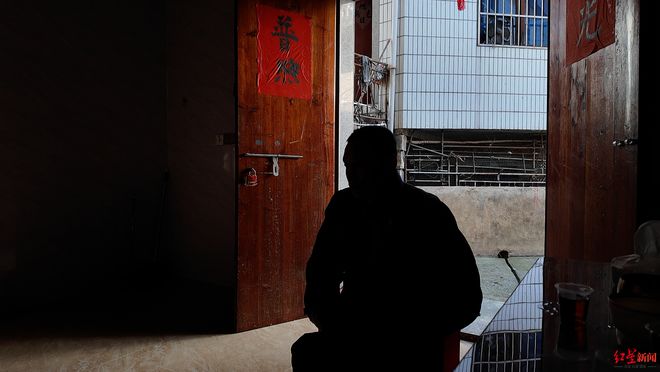 �������˸�Ⱦhiv��һ��ס��__��Ѯ����Ⱦ�ϰ��̲�